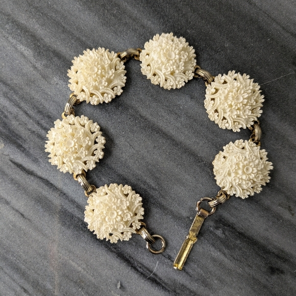 Celluloid Wedding Cake Silver Tone Link Vintage Bracelet - Picture 1 of 6